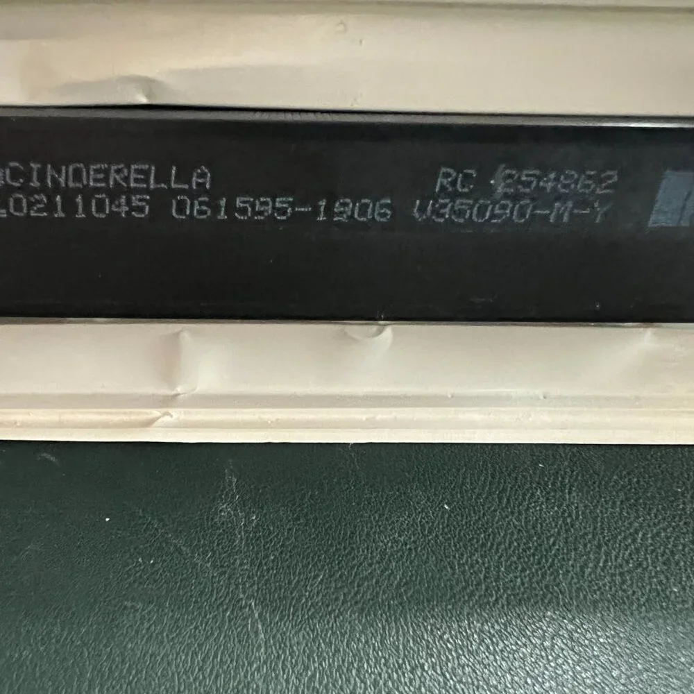 Disney VHS - Cinderella (1995) - Masterpiece Collection - 5265-1 First Pressing